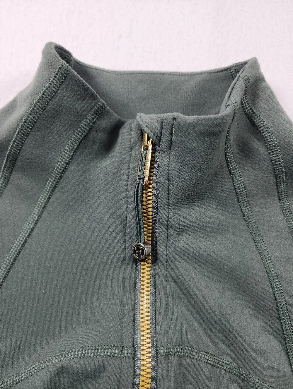 Lululemon Define Jacket Luon Green Gold Zip Thumbholes Size 8